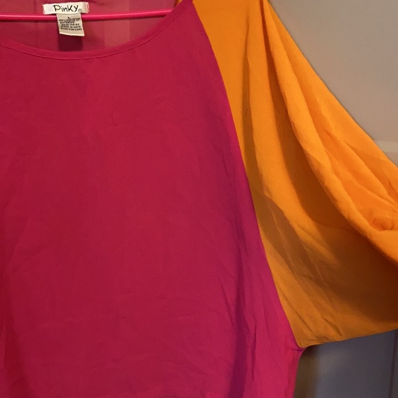 Pinky color blocking top  sizeL - Picture 3 of 10